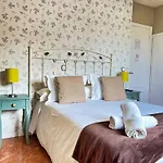 Javier - Alojateisla Guest house Isla