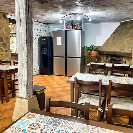 Javier - Alojateisla Πανσιόν 3*