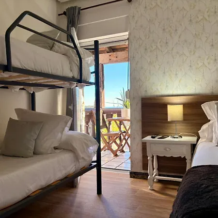 Javier - Alojateisla Gæstehus 3*