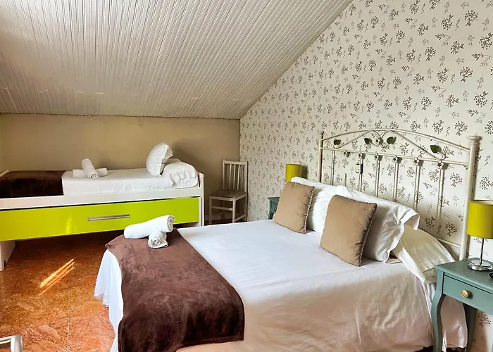 Guest house Javier - Alojateisla 3*