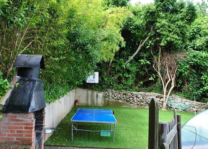 Javier - Alojateisla Guest house 3*